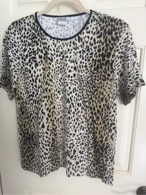 Fashion Forms Leopard Print Short Sleeve Tee in Black and Tan